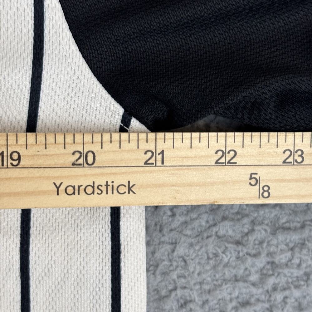 Mickey Mouse #28 Disney BoxLunch Exclusive Baseball Jersey Unisex Mens SM Stripe - Picture 7 of 11